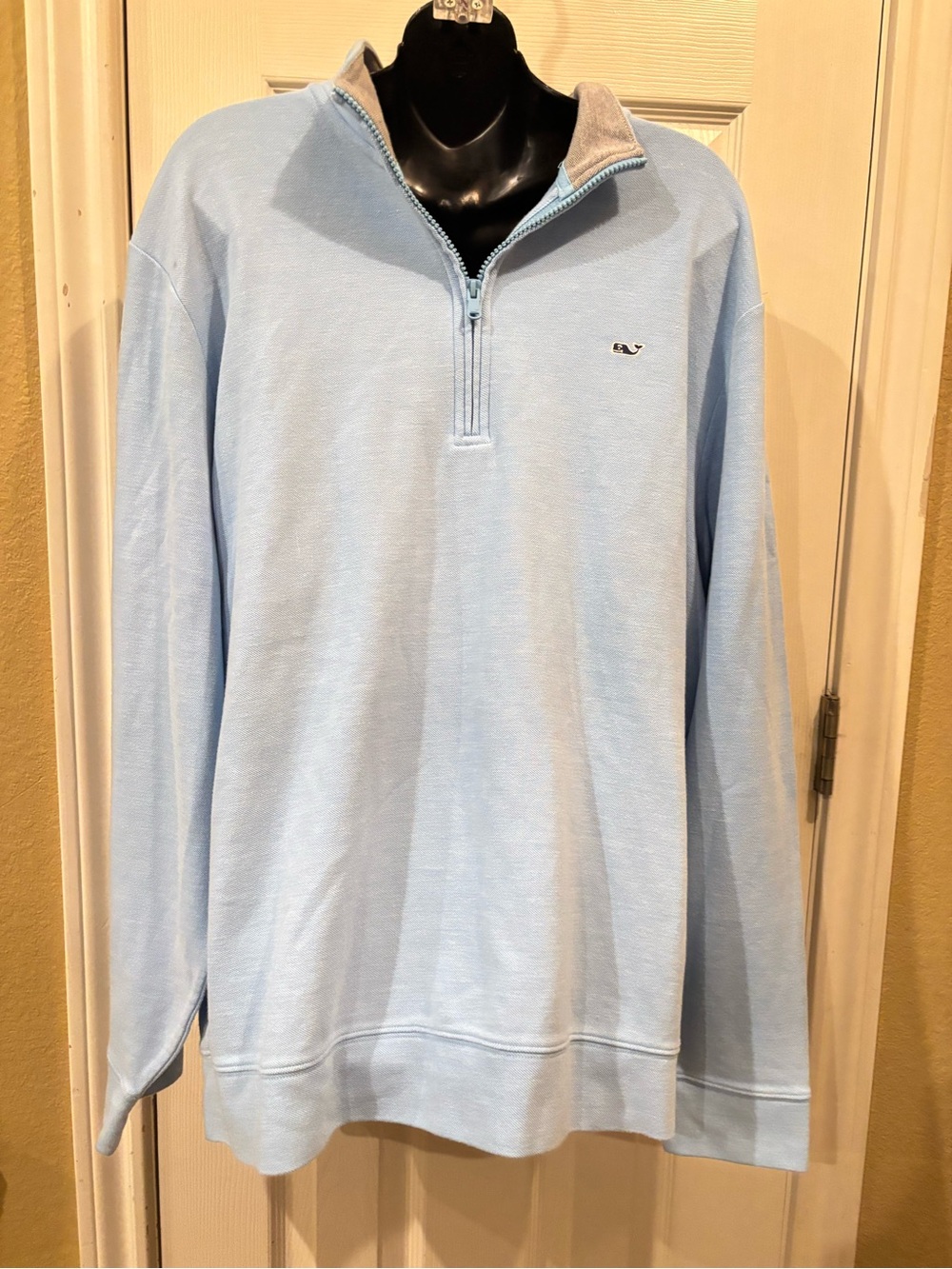 Vineyard Vines Men's Light Blue Quarter-Zip Pullover Sweater Size XL